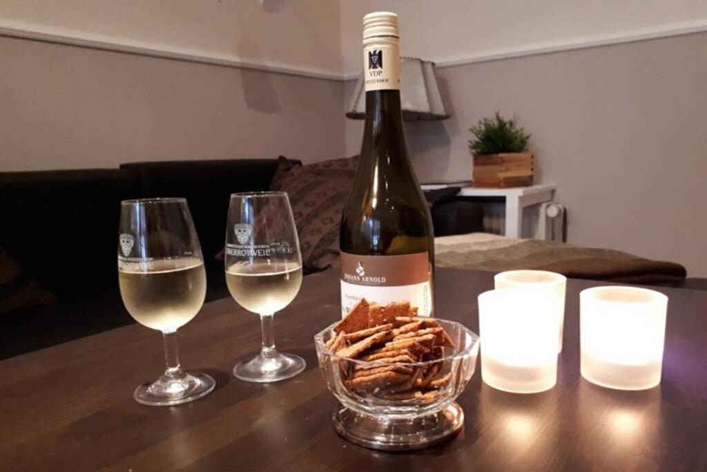 Eine Gemuetliche Ferienwohnung Mit Garten 巴特卡尔斯哈芬 外观 照片