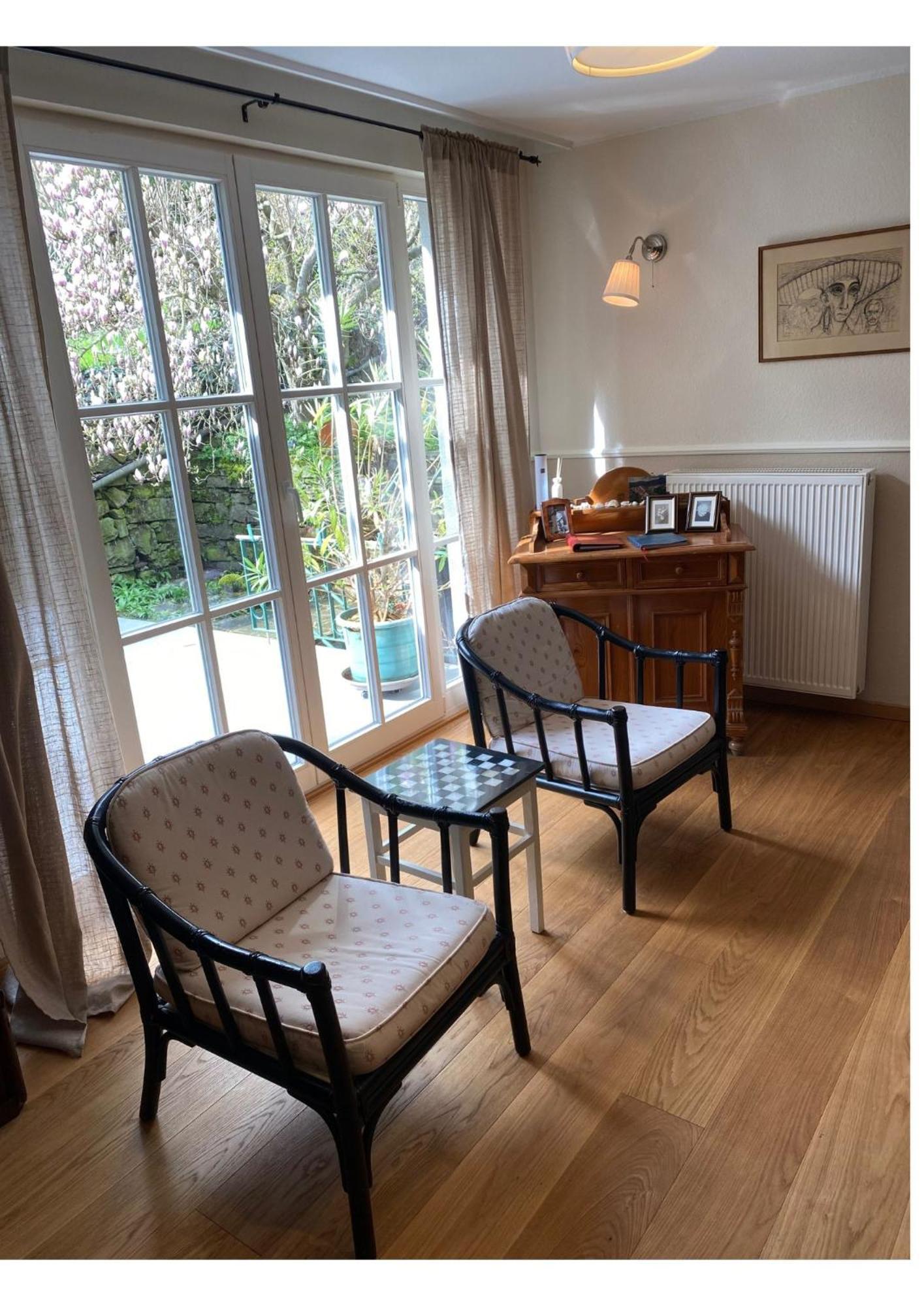 Eine Gemuetliche Ferienwohnung Mit Garten 巴特卡尔斯哈芬 外观 照片